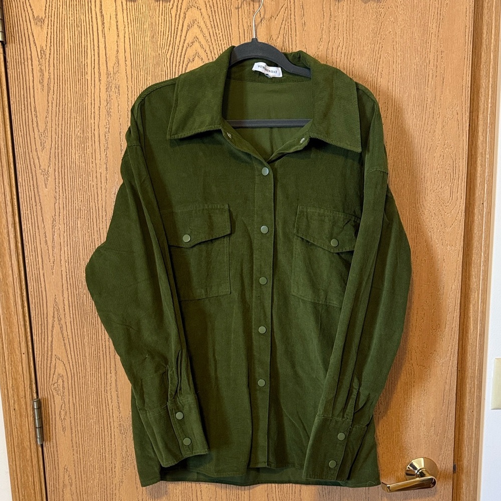 WeWoreWhat from REVOLVE Olive Green Top - Picture 6 of 6